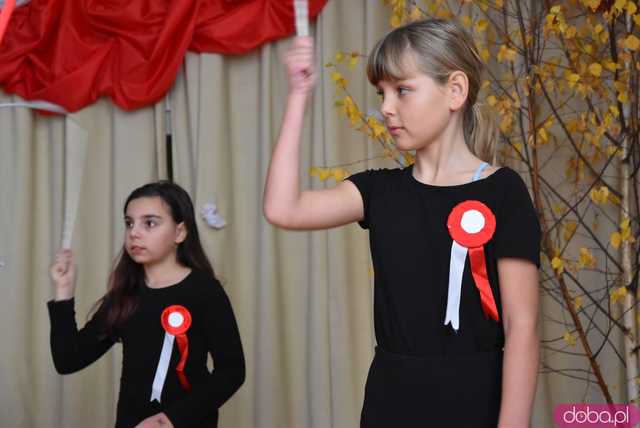 [WIDEO, FOTO] Upamiętnili rocznicę odzyskania niepodległości podczas Śniadania Patriotycznego w Bystrzycy Górnej