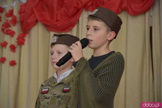 [WIDEO, FOTO] Upamiętnili rocznicę odzyskania niepodległości podczas Śniadania Patriotycznego w Bystrzycy Górnej