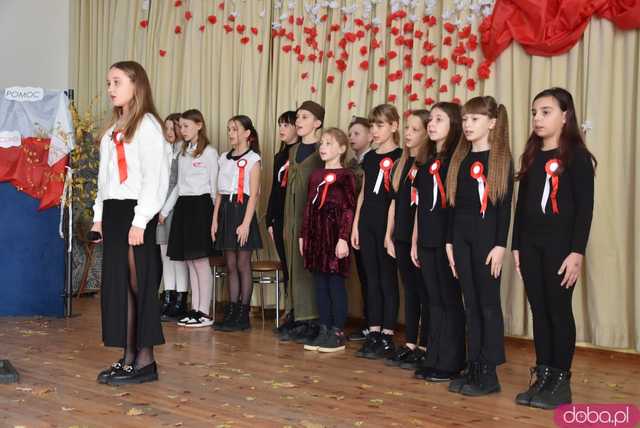 [WIDEO, FOTO] Upamiętnili rocznicę odzyskania niepodległości podczas Śniadania Patriotycznego w Bystrzycy Górnej