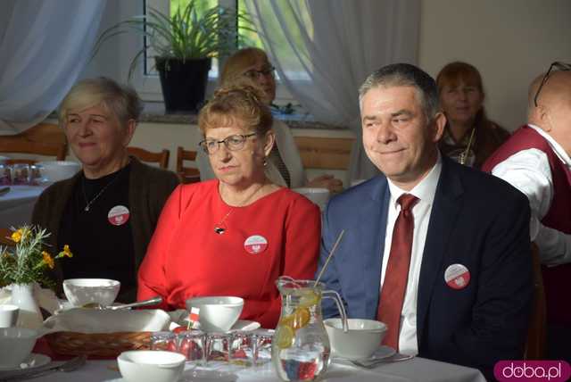 [WIDEO, FOTO] Upamiętnili rocznicę odzyskania niepodległości podczas Śniadania Patriotycznego w Bystrzycy Górnej