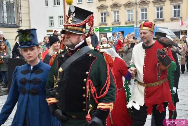 [WIDEO, FOTO] Marszałek Piłsudski na obchodach Święta Niepodległości w Świebodzicach