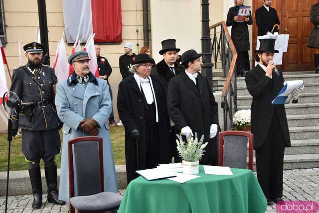 [WIDEO, FOTO] Marszałek Piłsudski na obchodach Święta Niepodległości w Świebodzicach