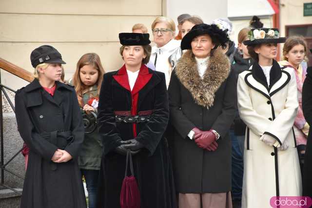 [WIDEO, FOTO] Marszałek Piłsudski na obchodach Święta Niepodległości w Świebodzicach