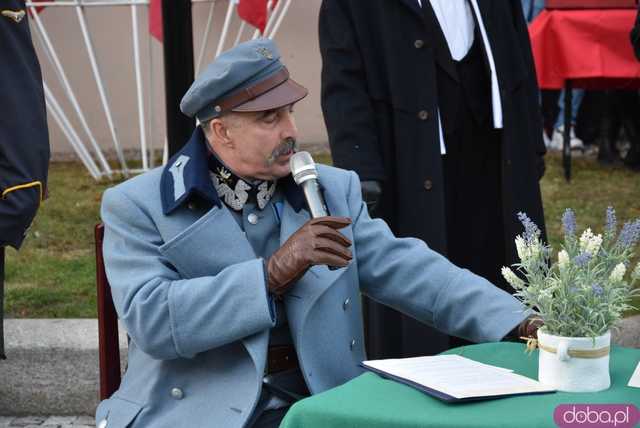 [WIDEO, FOTO] Marszałek Piłsudski na obchodach Święta Niepodległości w Świebodzicach