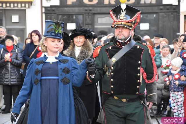 [WIDEO, FOTO] Marszałek Piłsudski na obchodach Święta Niepodległości w Świebodzicach