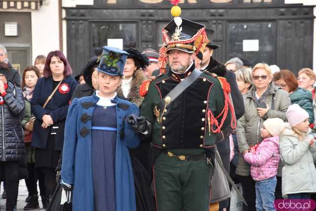 [WIDEO, FOTO] Marszałek Piłsudski na obchodach Święta Niepodległości w Świebodzicach