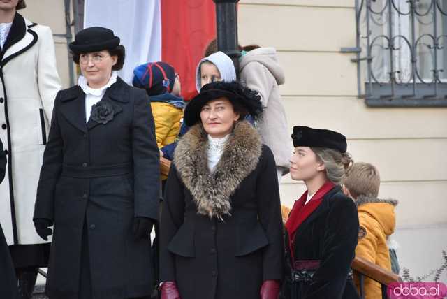 [WIDEO, FOTO] Marszałek Piłsudski na obchodach Święta Niepodległości w Świebodzicach