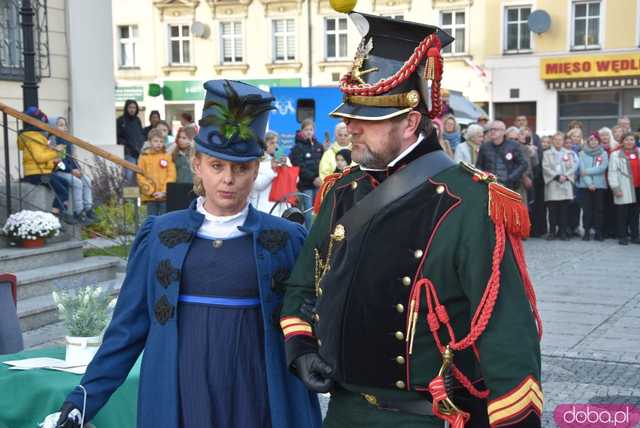 [WIDEO, FOTO] Marszałek Piłsudski na obchodach Święta Niepodległości w Świebodzicach