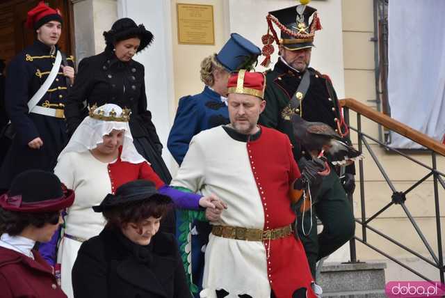 [WIDEO, FOTO] Marszałek Piłsudski na obchodach Święta Niepodległości w Świebodzicach