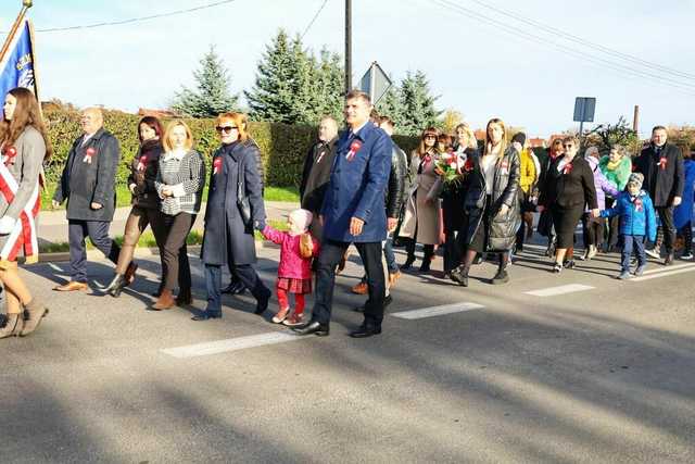 [FOTO] Żarów upamiętnił 105. rocznicę odzyskania niepodległości