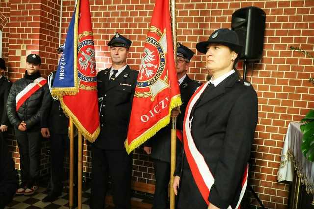 [FOTO] Żarów upamiętnił 105. rocznicę odzyskania niepodległości