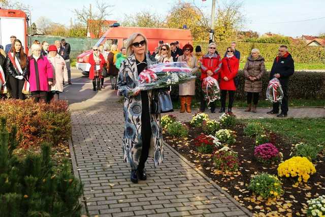 [FOTO] Żarów upamiętnił 105. rocznicę odzyskania niepodległości