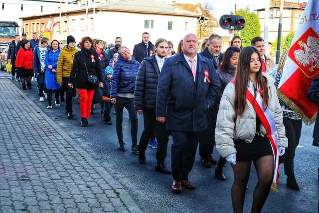 [FOTO] Żarów upamiętnił 105. rocznicę odzyskania niepodległości