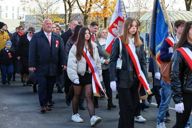[FOTO] Żarów upamiętnił 105. rocznicę odzyskania niepodległości