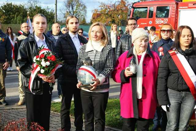 [FOTO] Żarów upamiętnił 105. rocznicę odzyskania niepodległości