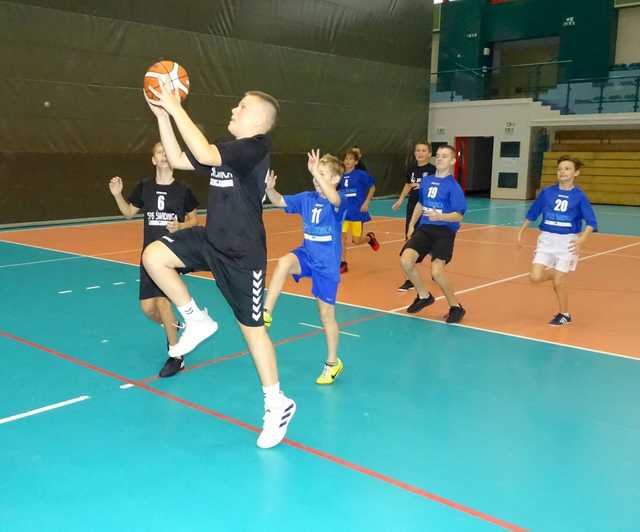 [FOTO] Za nami turniej koszykarski uczniów klas 5-6 