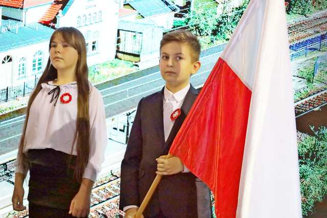 [FOTO] Zespoły i chóry zaśpiewały na XXV Festiwalu Pieśni Patriotycznych