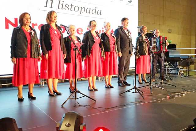 [FOTO] Zespoły i chóry zaśpiewały na XXV Festiwalu Pieśni Patriotycznych