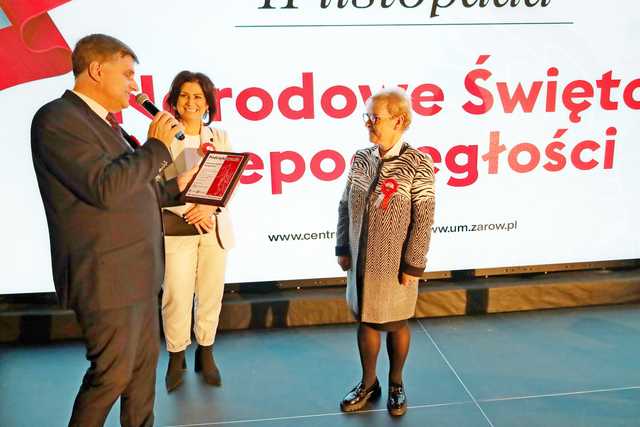 [FOTO] Zespoły i chóry zaśpiewały na XXV Festiwalu Pieśni Patriotycznych