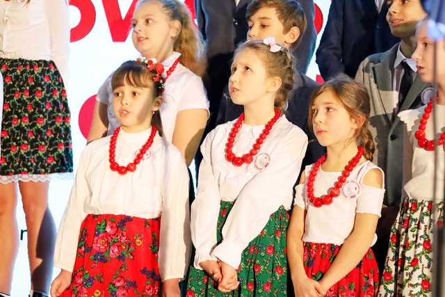 [FOTO] Zespoły i chóry zaśpiewały na XXV Festiwalu Pieśni Patriotycznych