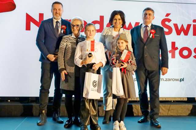 [FOTO] Zespoły i chóry zaśpiewały na XXV Festiwalu Pieśni Patriotycznych