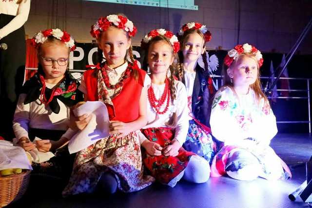 [FOTO] Wieczornica patriotyczna dla Niepodległej w Żarowie