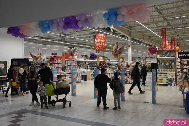 [FOTO] Świetna zabawa i masa atrakcji na drugich urodzinach hipermarketu E.Leclerc. Świętowanie potrwa do piątku