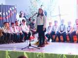 [FOTO] Występy w biało-czerwonych barwach podczas Wieczornicy Patriotycznej w Mrowinach