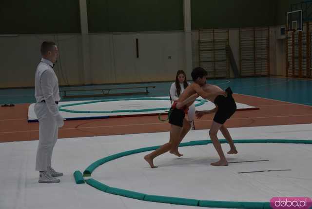 [FOTO] Młodzi zawodnicy sumo z Dolnego Śląska rywalizowali w Świdnicy 