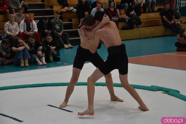 [FOTO] Młodzi zawodnicy sumo z Dolnego Śląska rywalizowali w Świdnicy 
