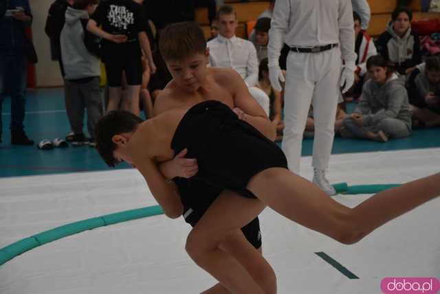 [FOTO] Młodzi zawodnicy sumo z Dolnego Śląska rywalizowali w Świdnicy 