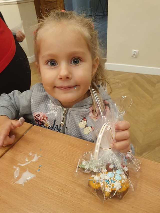 [FOTO] Dzieci z gminy Dobromierz udekorowały pierniki 
