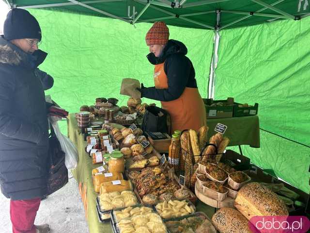 [FOTO] Targowisko od Rolnika do Koszyka w świątecznej odsłonie