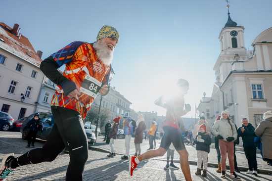 16.12, Świebodzice: Świebodzicki Bieg Mikołajkowy