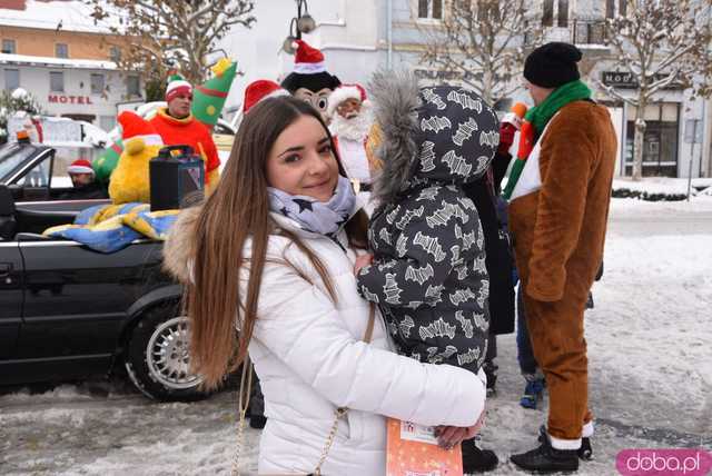 [FOTO] Młodzi strzegomianie spotkali świętego Mikołaja