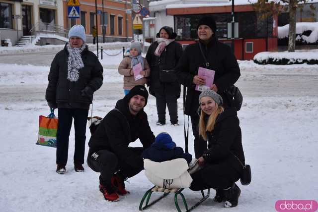 [FOTO] Młodzi strzegomianie spotkali świętego Mikołaja