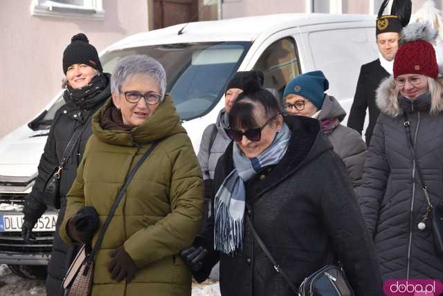[WIDEO, FOTO] Uroczysty przemarsz korowodu górniczego rozpoczął Barbórkę Ślężańską
