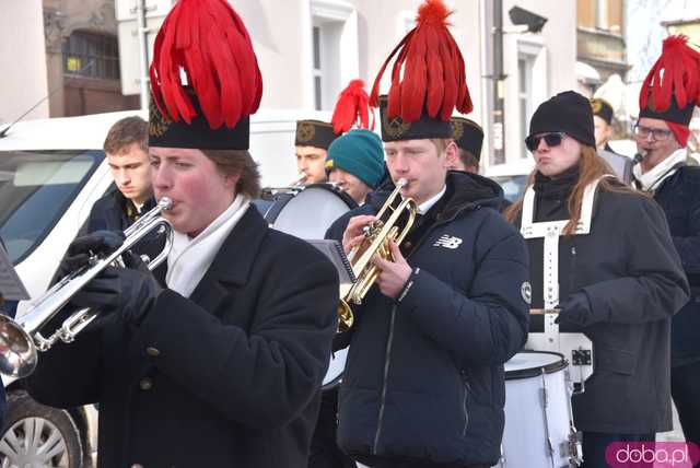 [WIDEO, FOTO] Uroczysty przemarsz korowodu górniczego rozpoczął Barbórkę Ślężańską