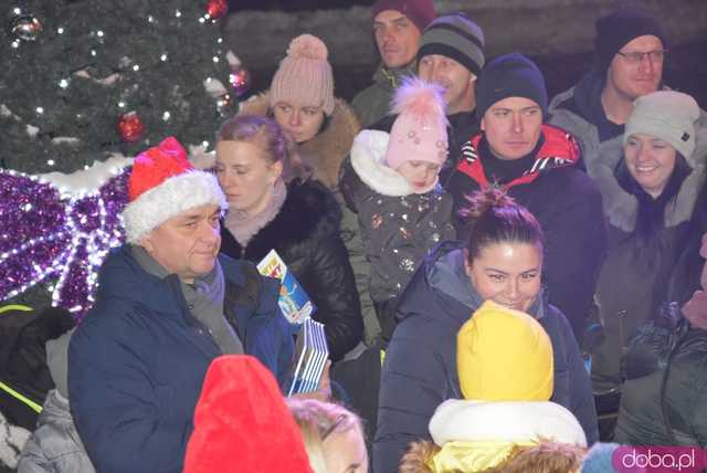 [WIDEO, FOTO] Ależ zabawa! Najmłodsi strzegomianie obdarowani prezentami przez świętego Mikołaja