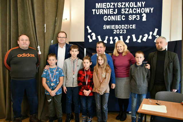 [FOTO] Świebodziccy uczniowie rywalizowali w międzyszkolnym turnieju szachowym