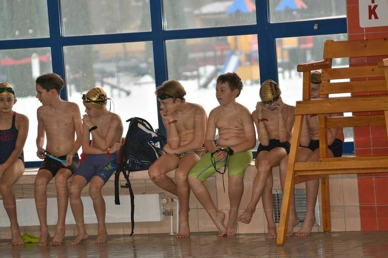[FOTO] Pływackie Zawody Mikołajkowe w Świebodzicach