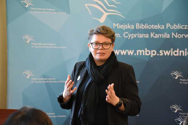 [FOTO] Warsztaty równościowe w świdnickiej bibliotece