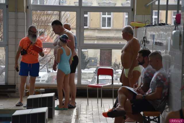 [FOTO] Popłynęli po rekord Świdnicy. Zobacz, jakie odległości udało się pokonać w wodzie najbardziej wprawionym pływakom
