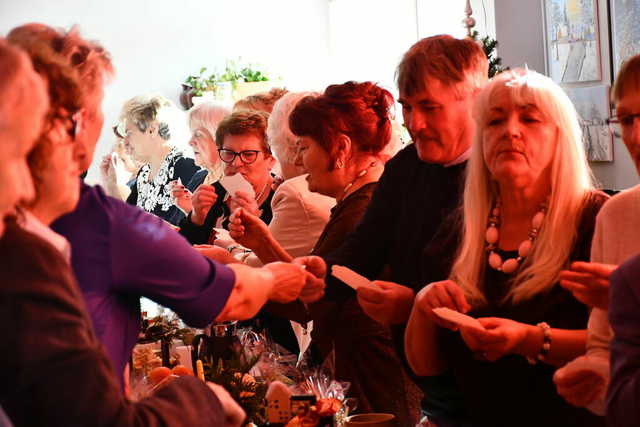 [FOTO] Wigilijne spotkanie Klubu Senior+ ze Świebodzic