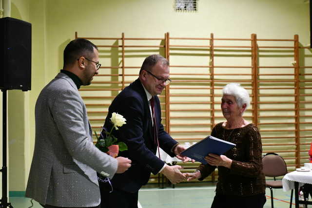 [FOTO] Burmistrz Świebodzic uhonorował wolontariuszy