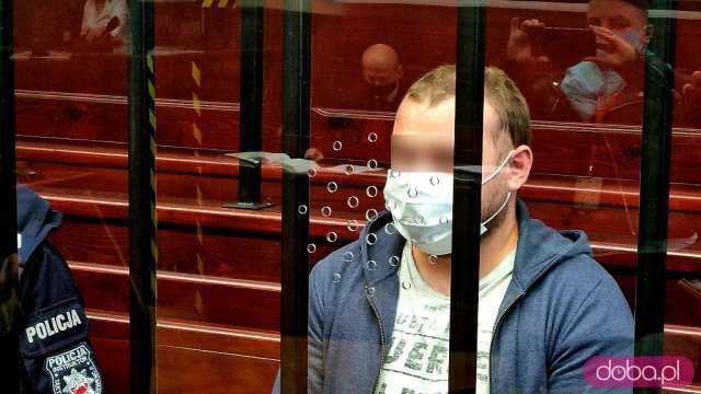 [FOTO] Zabił 10-letnią Kristinę. Kolejni biegli ocenią, czy Jakub A. był poczytalny
