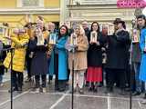 [FOTO] Wigilia z Betlejemskim Światłem Pokoju na świdnickim Rynku