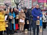 [FOTO] Wigilia z Betlejemskim Światłem Pokoju na świdnickim Rynku