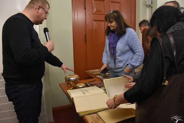 [FOTO] Lucyna Szpilakowska przywołała historię Śmiałowic podczas spotkania autorskiego