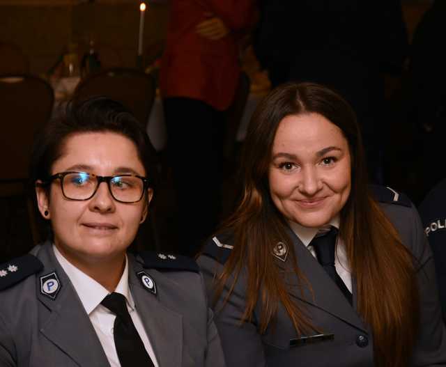 [FOTO] Przedświąteczne spotkanie opłatkowe świdnickich policjantów